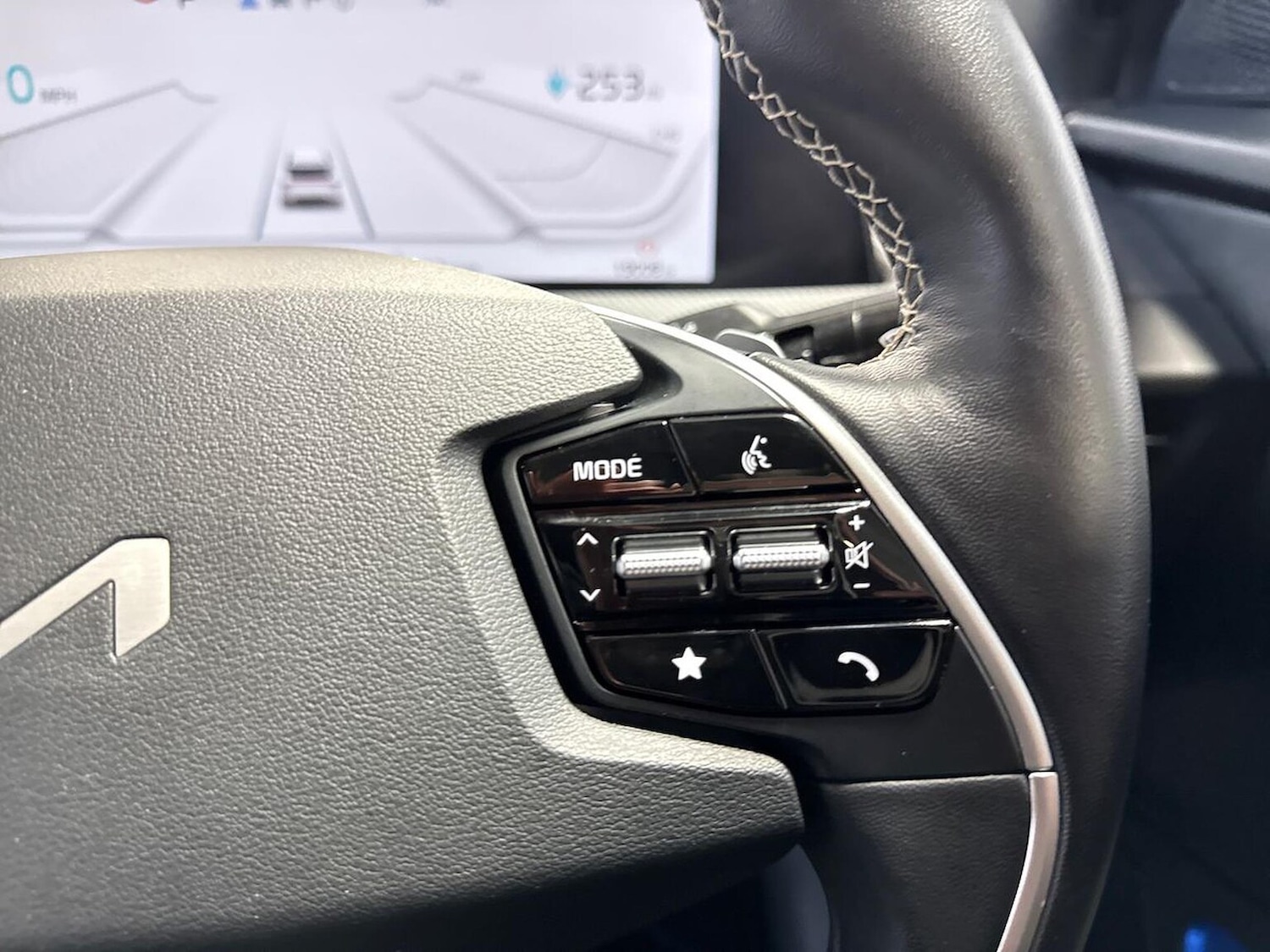 Used Kia EV6 2022 for sale - 76599296: Photo 24