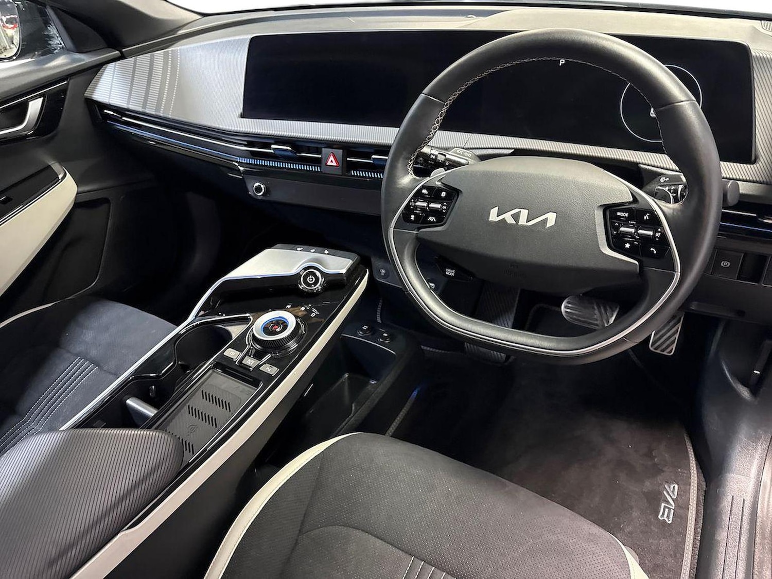 Used Kia EV6 2022 for sale - 76599296: Photo 8