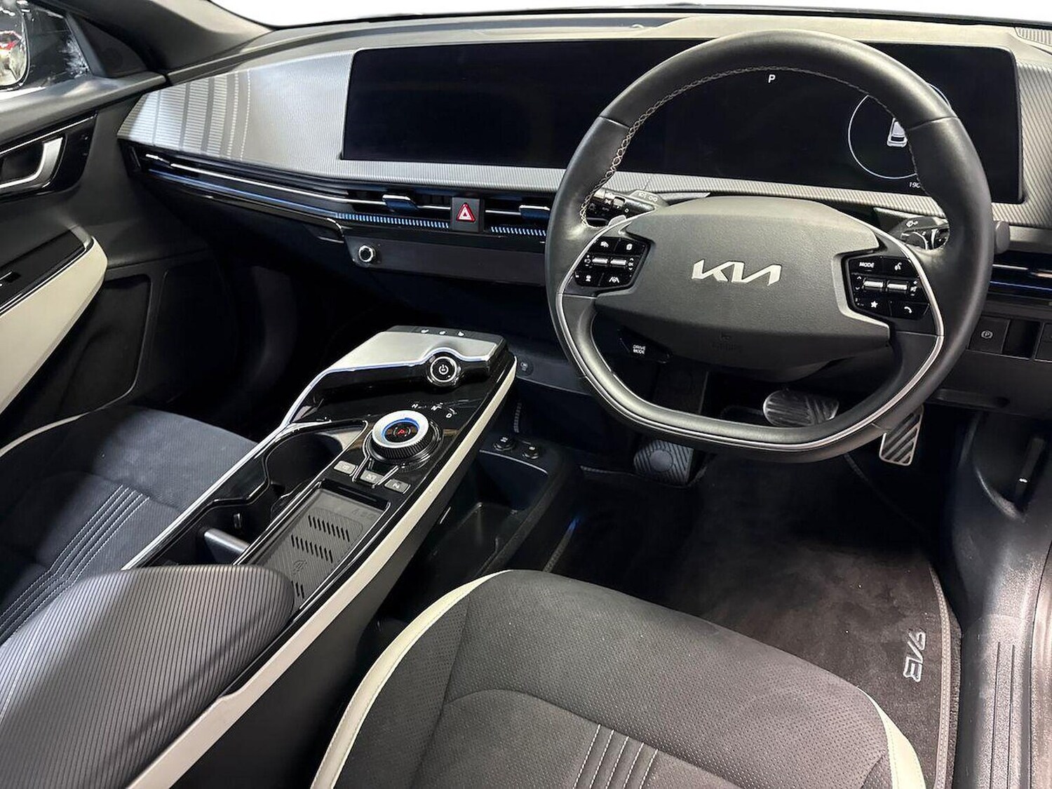 Used Kia EV6 2022 for sale - 76599296: Photo 9