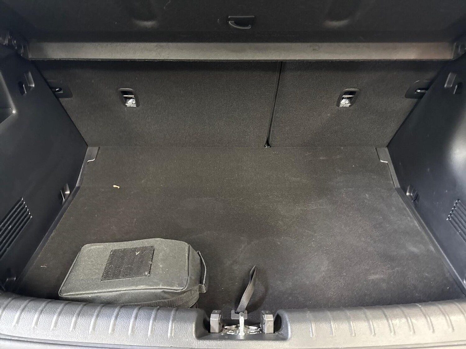 Used Kia Stonic 2021 for sale - 76383356: Photo 17