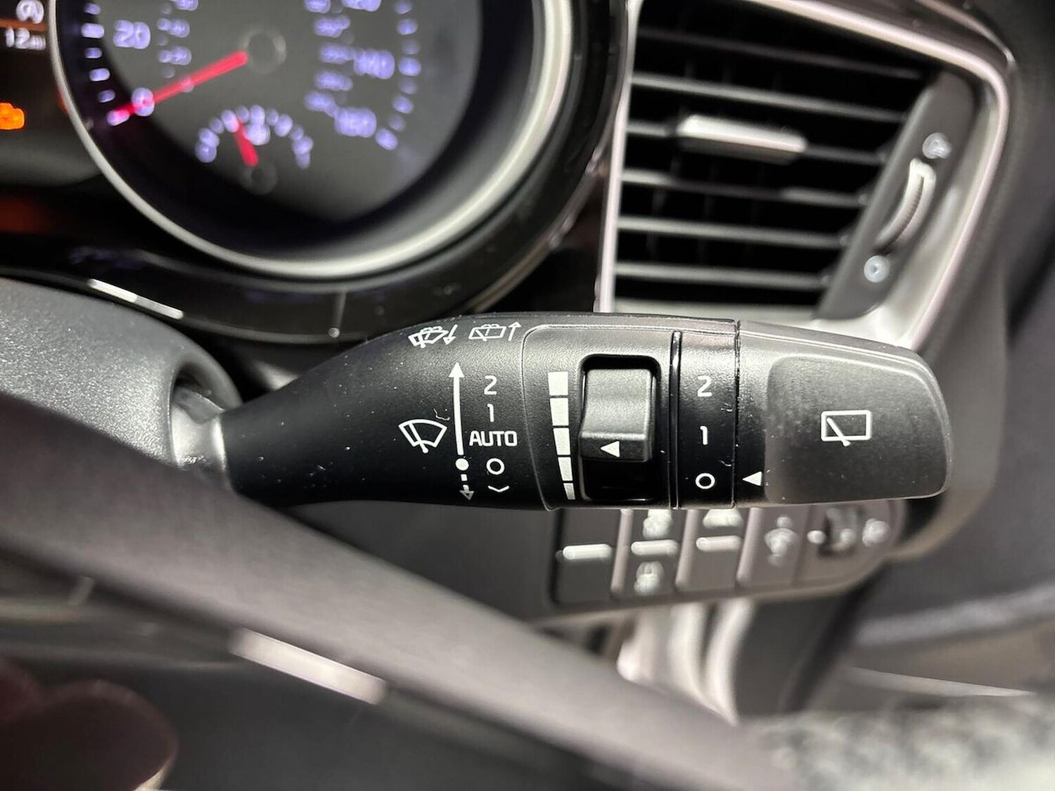 Used Kia XCeed 2025 for sale - 78191073: Photo 29