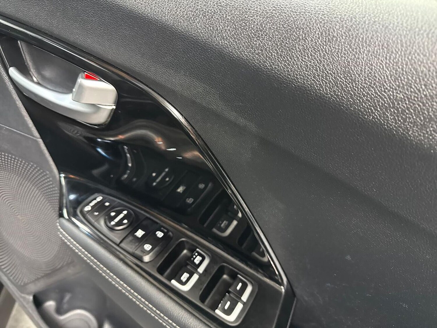 Used Kia Niro 2019 for sale - 78211124: Photo 23