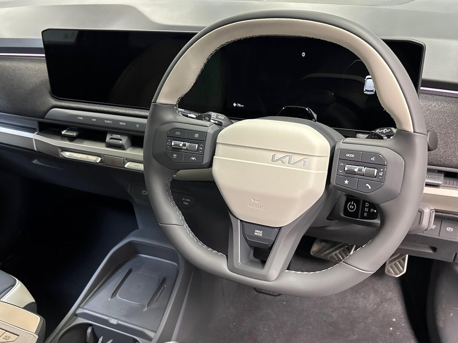 Used Kia EV3 2025 for sale - 78176460: Photo 9