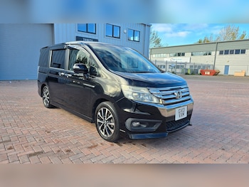 2025 (13) - 2.0 Automatic 8 Seater 5-Door