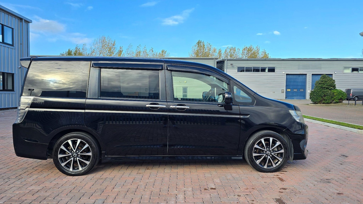 Used Honda Stepwagon 2025 for sale - 77131933: Photo 6