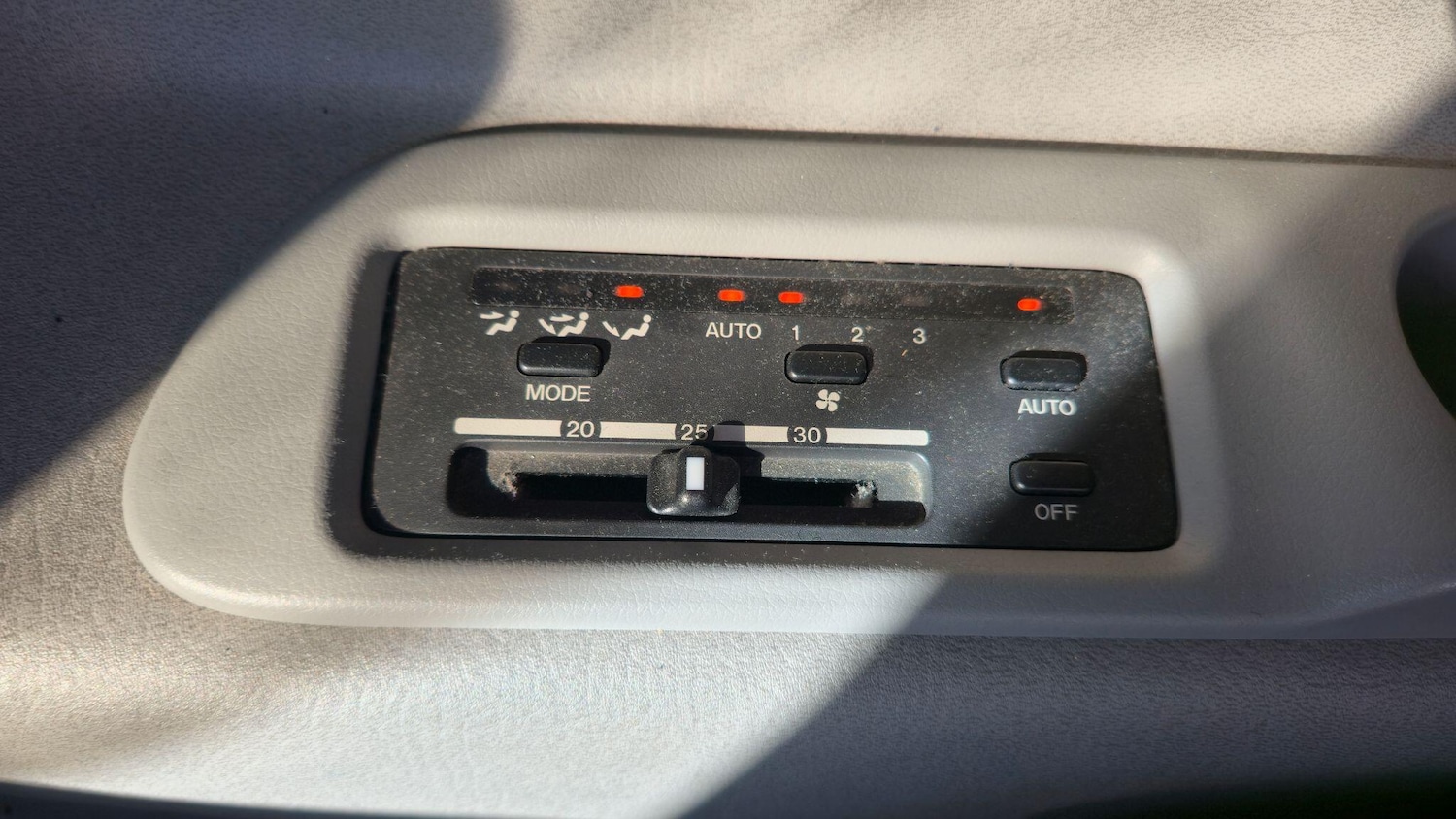 Used Mazda Bongo 2025 for sale - 77130918: Photo 23