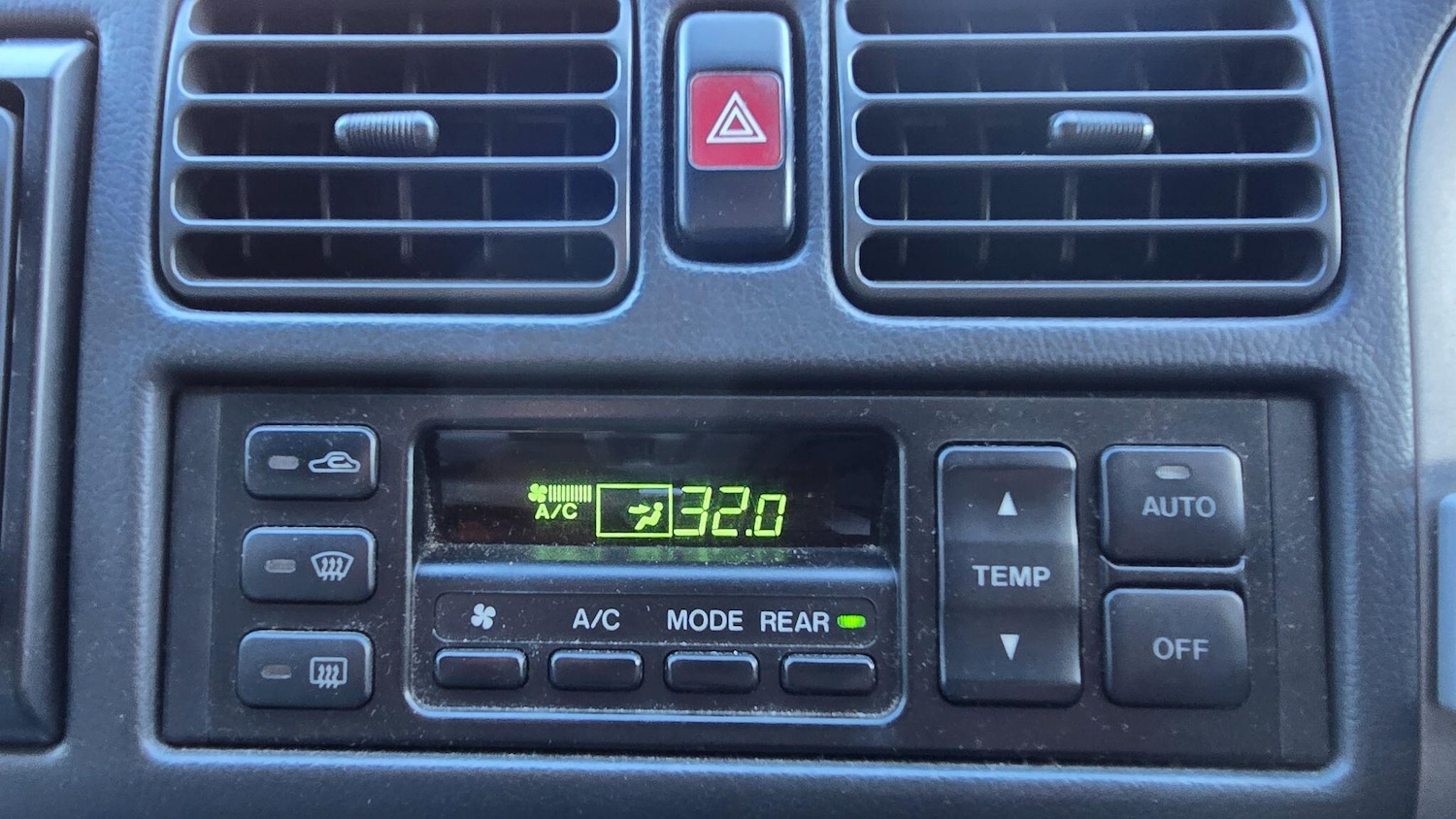 Used Mazda Bongo 2025 for sale - 77130918: Photo 26