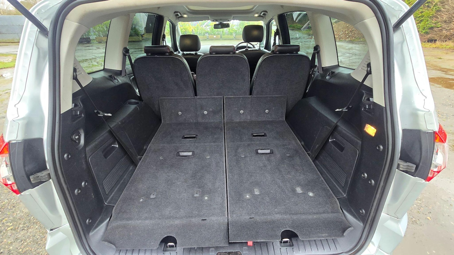 Used Ford S-Max 2011 for sale - 77454907: Photo 20