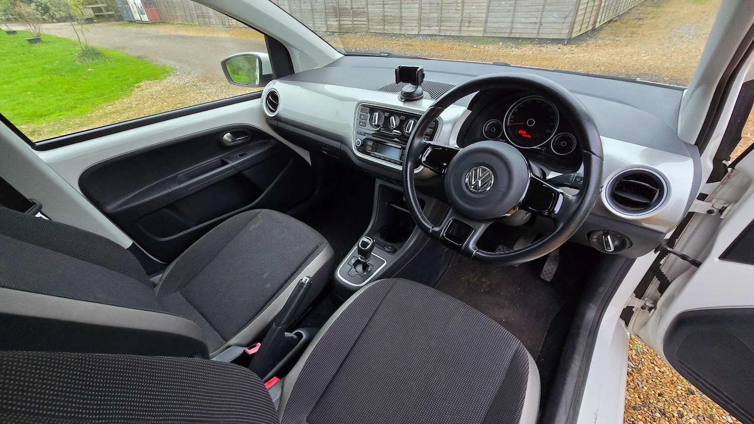 Used Volkswagen up! for sale - 77131350: Photo 11