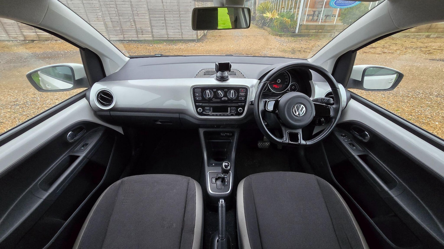 Used Volkswagen up! for sale - 77131350: Photo 12