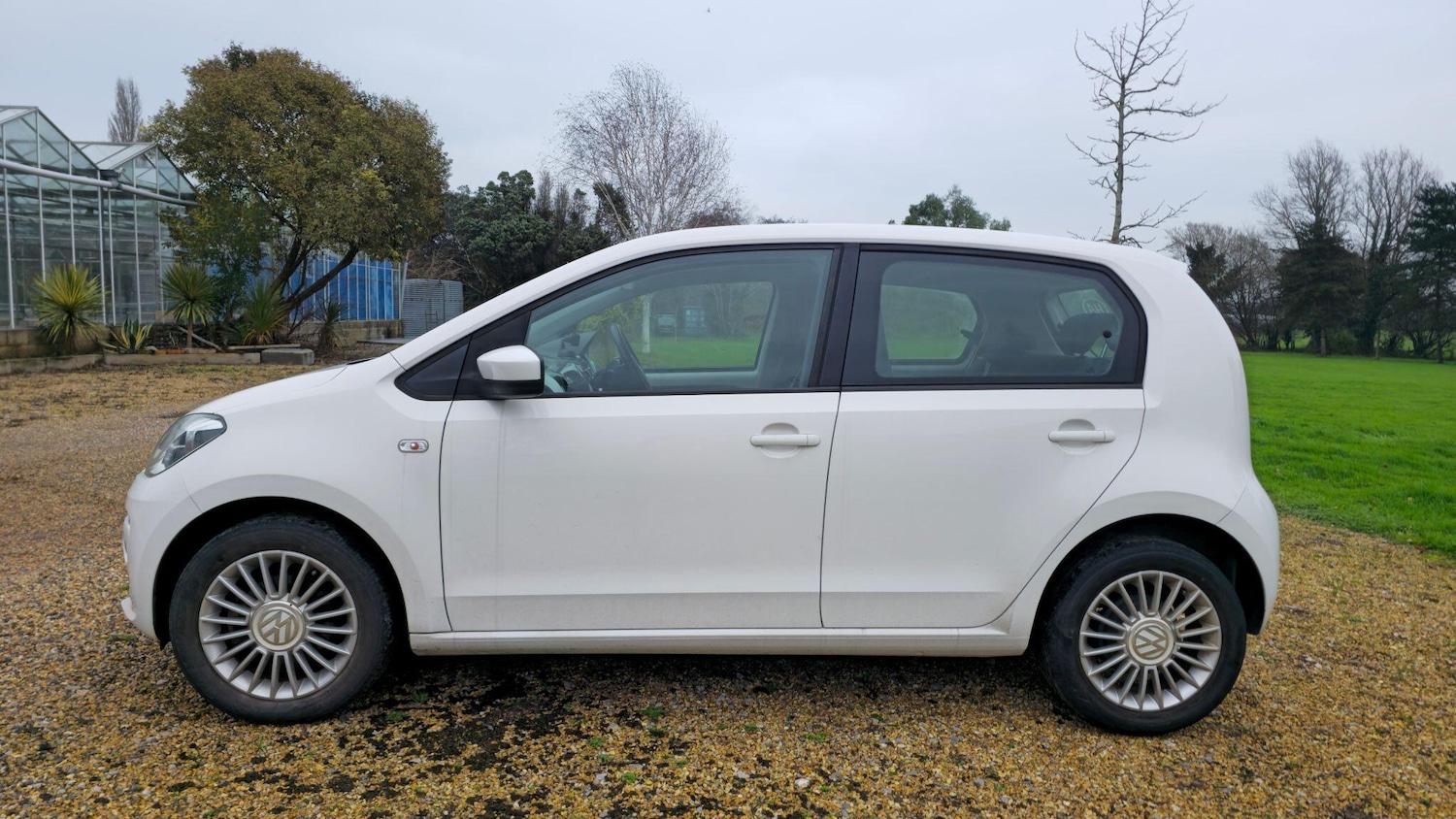 Used Volkswagen up! for sale - 77131350: Photo 5