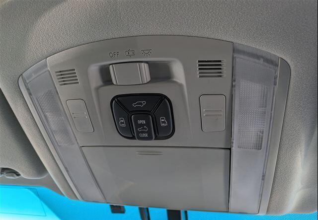 Used Toyota Vellfire for sale - 77163594: Photo 13