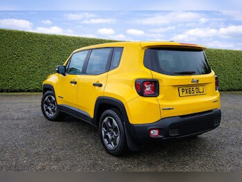 Used Jeep Renegade 2015 for sale - 77320355: Photo