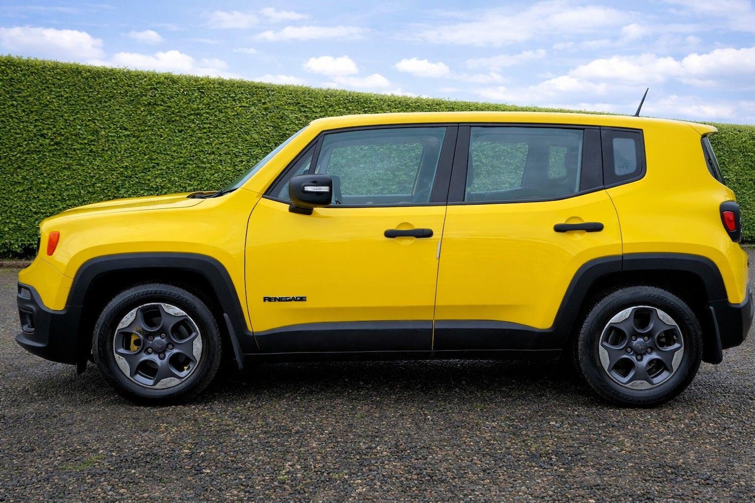 Used Jeep Renegade 2015 for sale - 77320355: Photo 5