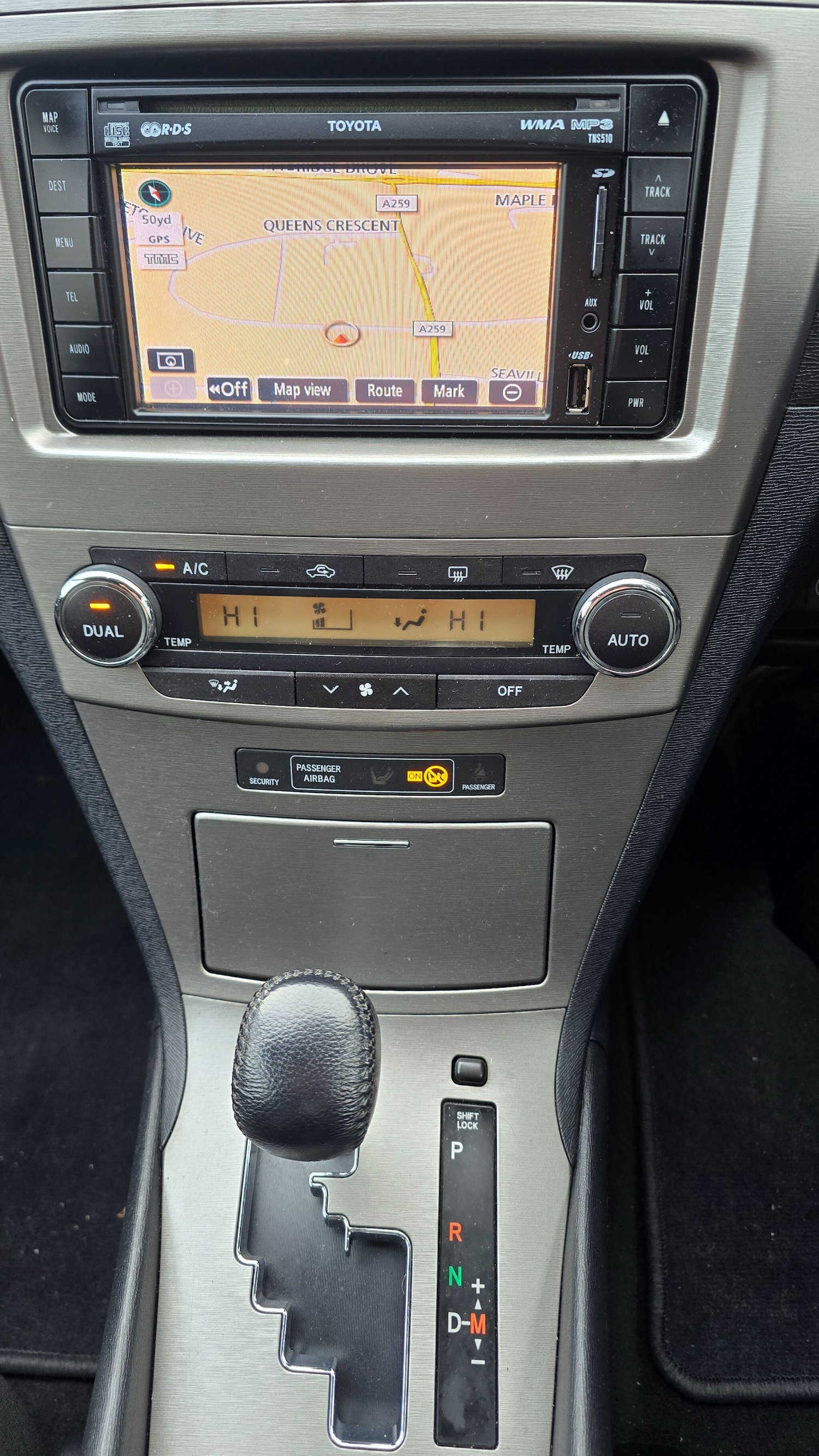 Used Toyota Avensis 2010 for sale - 77230140: Photo 14