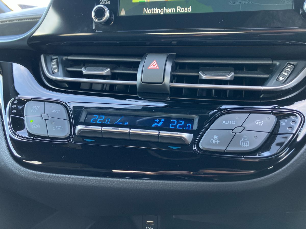 Used Toyota C-HR 2022 for sale - 76449975: Photo 12