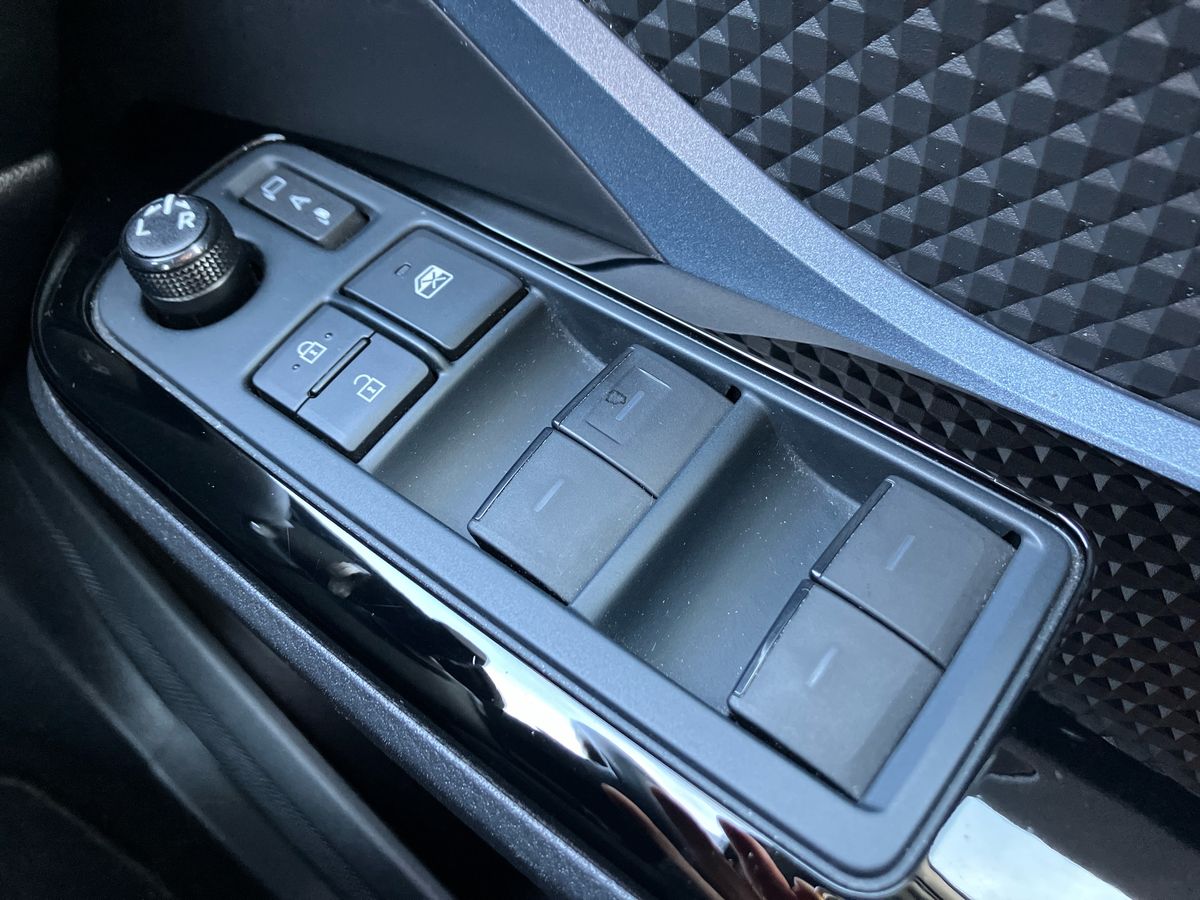 Used Toyota C-HR 2022 for sale - 76449975: Photo 18