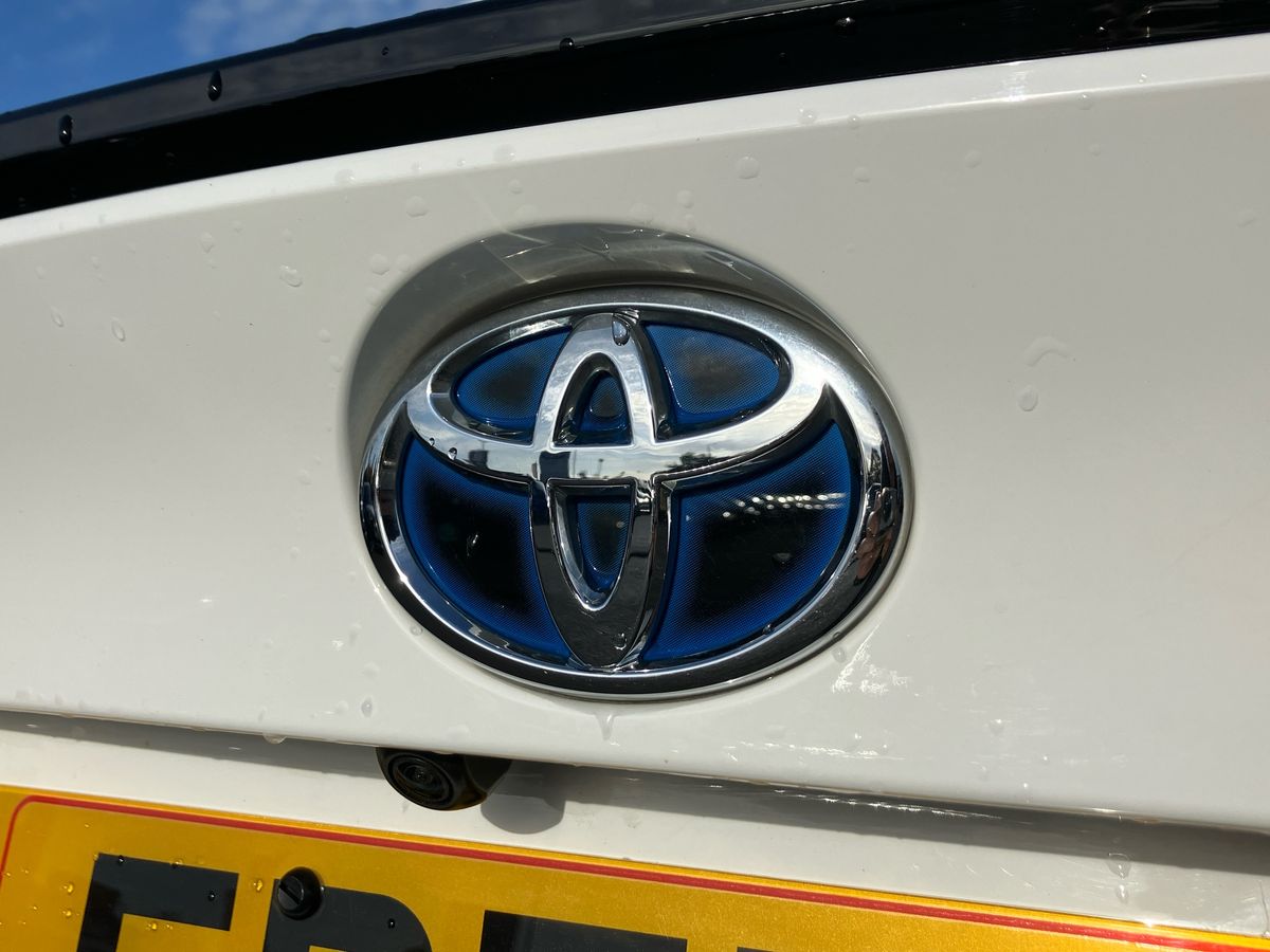 Used Toyota C-HR 2022 for sale - 76449975: Photo 25