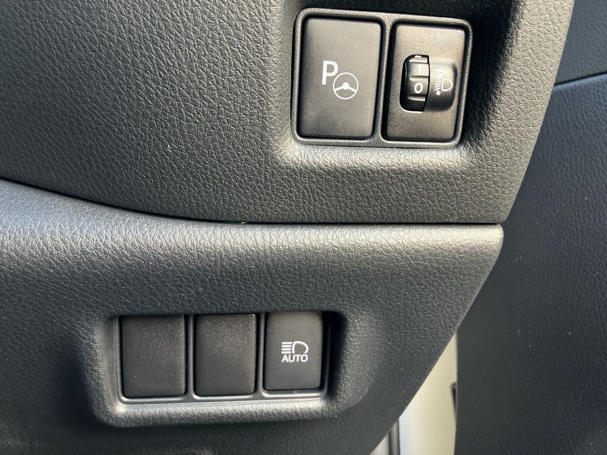 Used Toyota C-HR 2022 for sale - 76449975: Photo 34