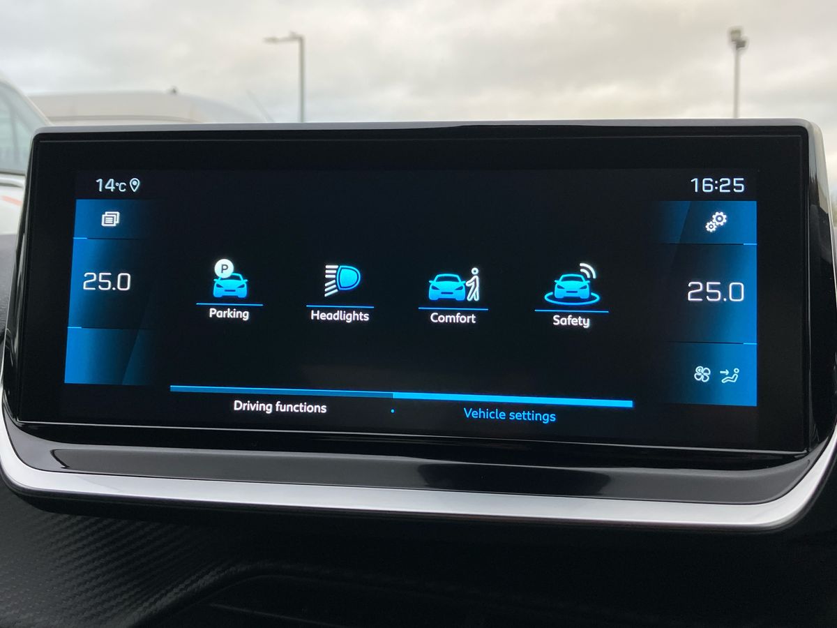 Used Peugeot 208 2022 for sale - 76449967: Photo 43