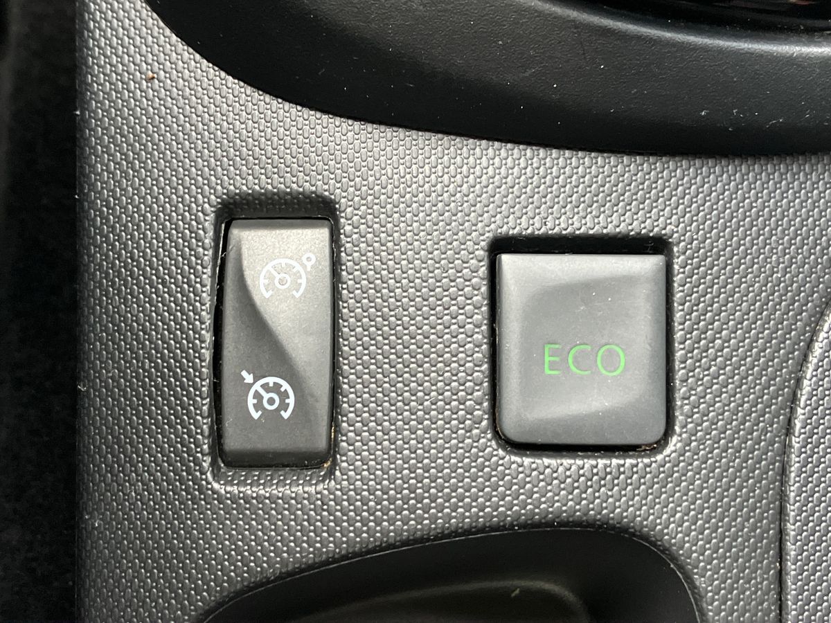 Used Renault Captur 2016 for sale - 76330673: Photo 46