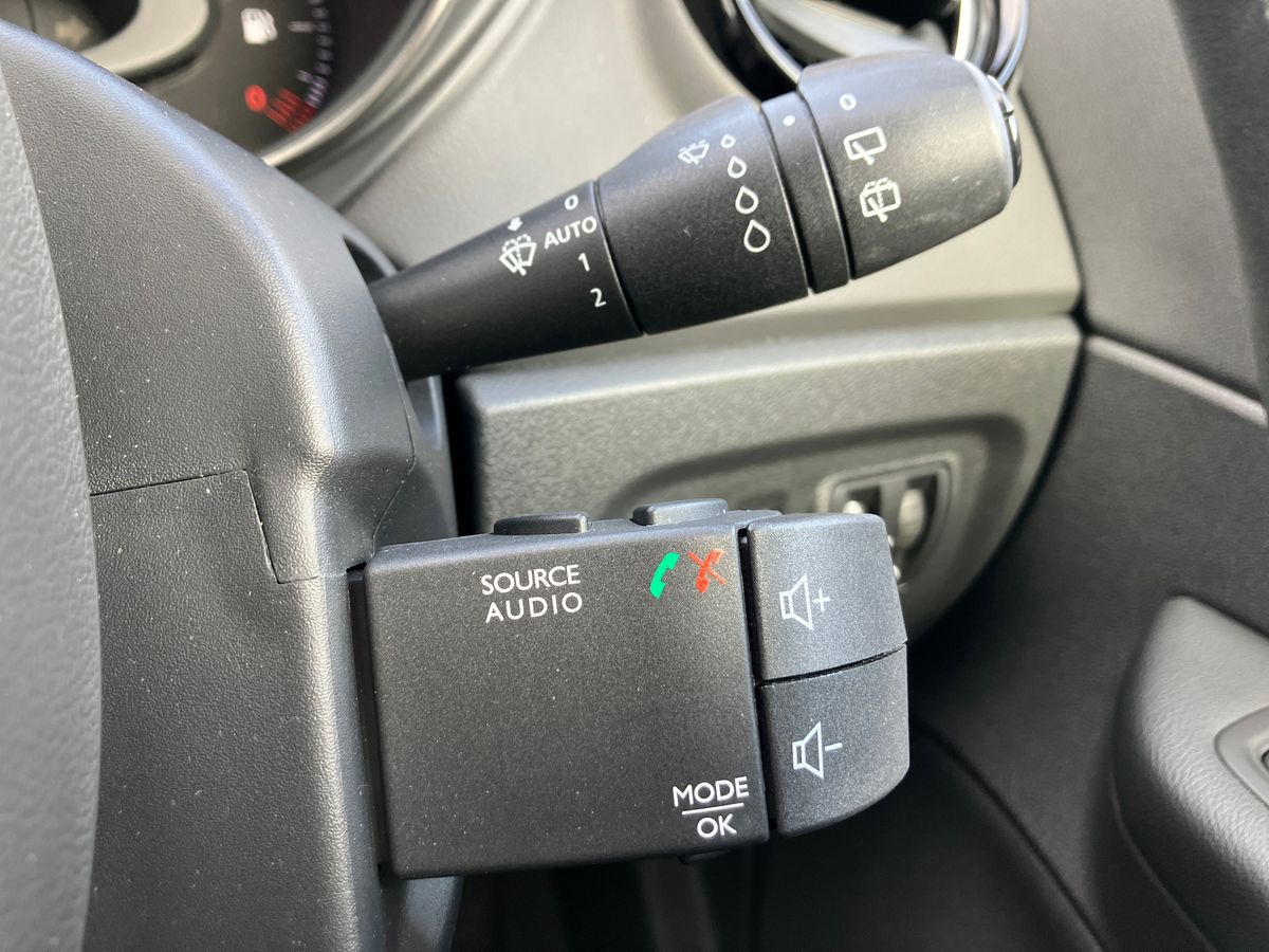 Used Renault Captur 2019 for sale - 76316622: Photo 36