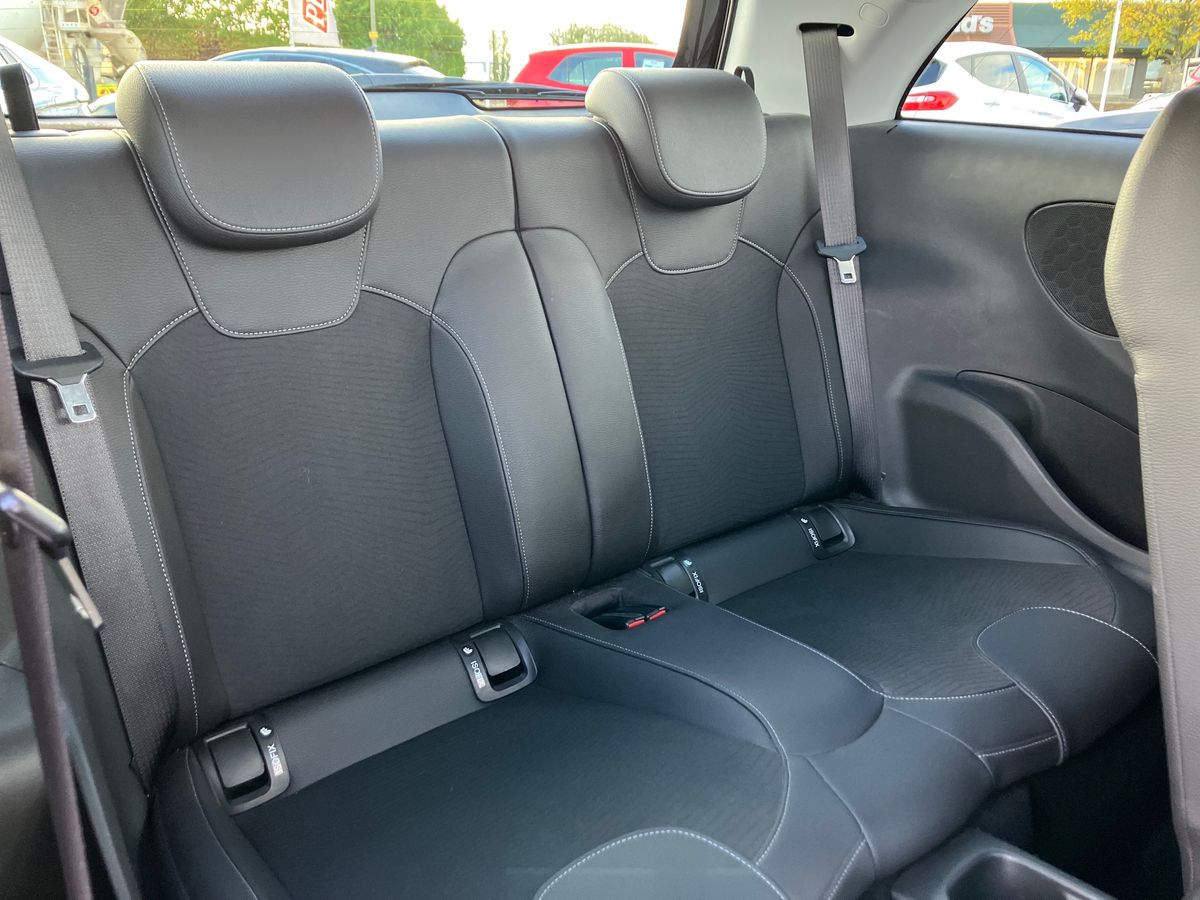 Used Vauxhall ADAM 2017 for sale - 76351912: Photo 47