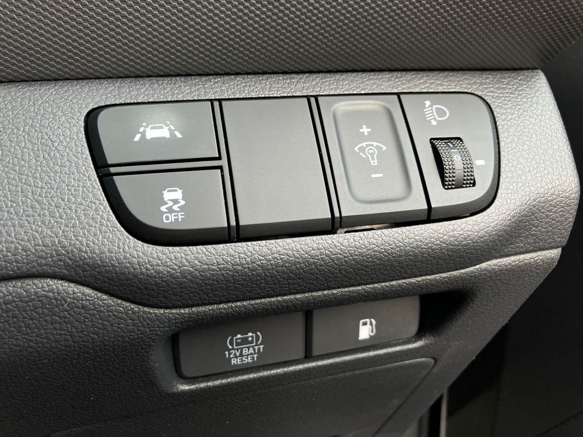 Used Hyundai IONIQ 2022 for sale - 76300451: Photo 35