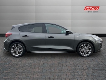 Used Ford Focus 2022 for sale - 76425906: Photo