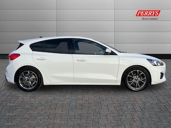 Used Ford Focus 2020 for sale - 76650637: Photo
