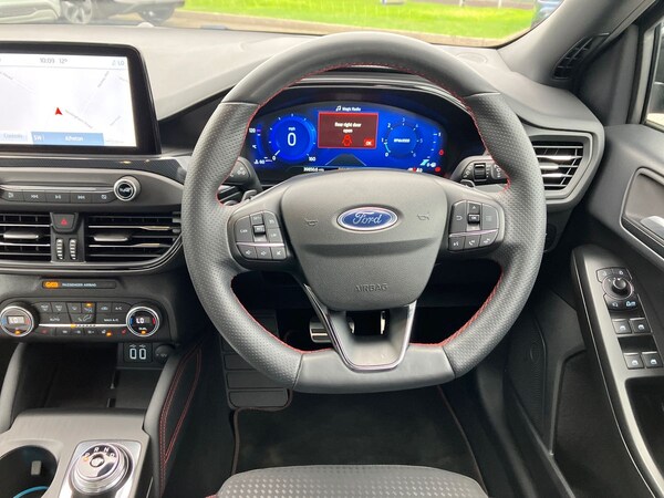 Used Ford Focus 2021 for sale - 76158351: Photo 17