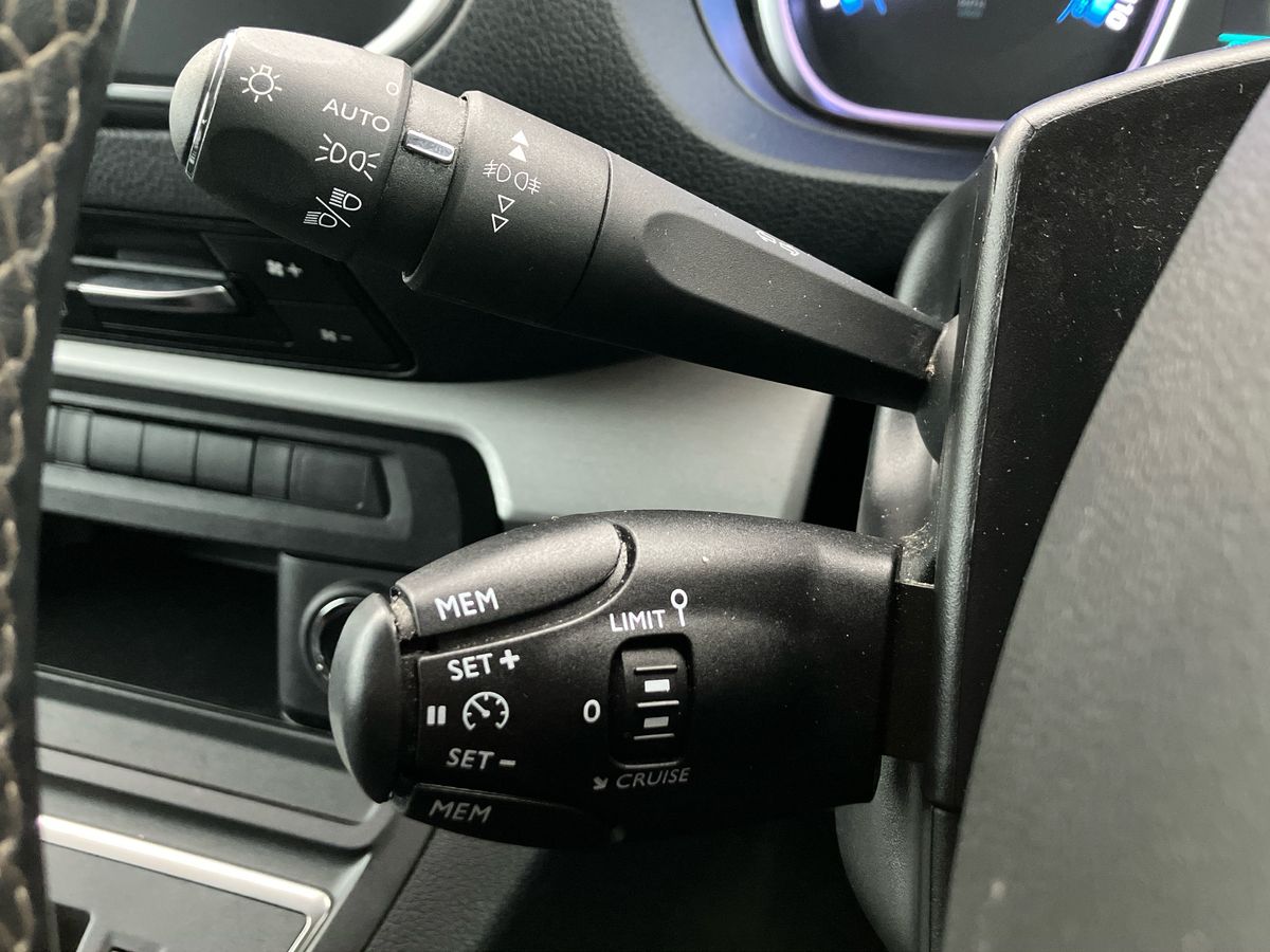 Used Vauxhall Vivaro Life 2023 for sale - 76392014: Photo 42