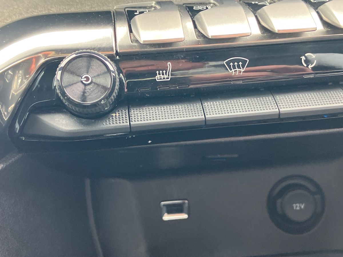 Used Peugeot 5008 2022 for sale - 76230743: Photo 28