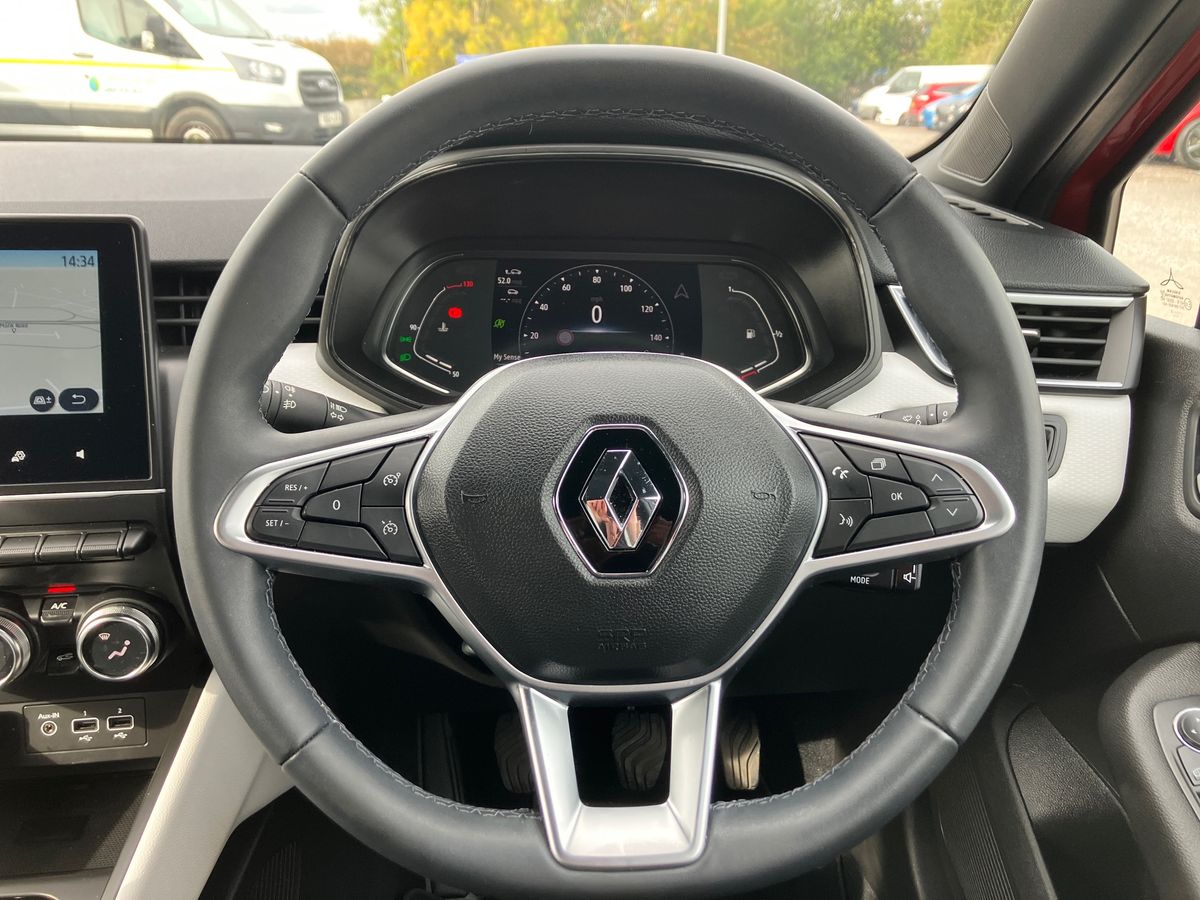 Used Renault Clio 2023 for sale - 76090397: Photo 17