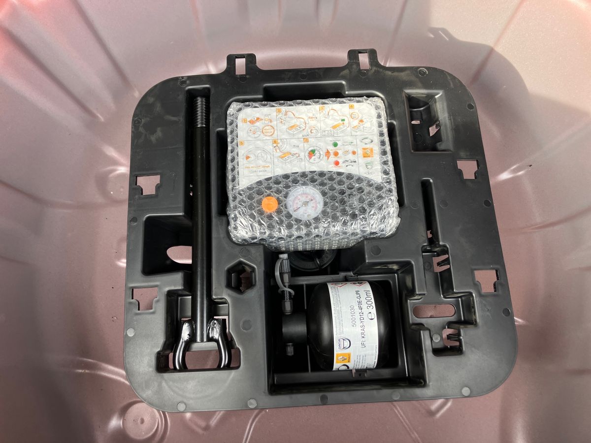 Used Renault Clio 2023 for sale - 76090397: Photo 44