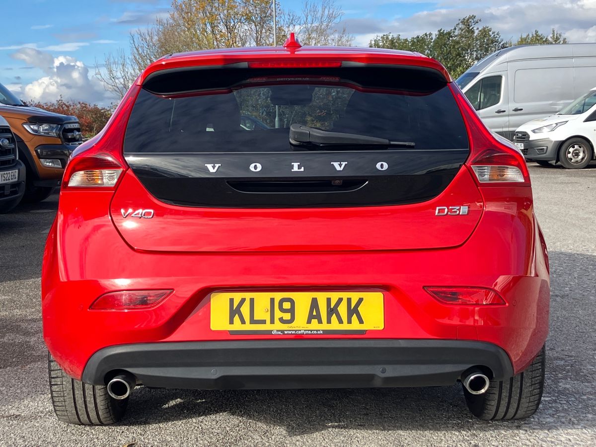 Used Volvo V40 2019 for sale - 76351860: Photo 23