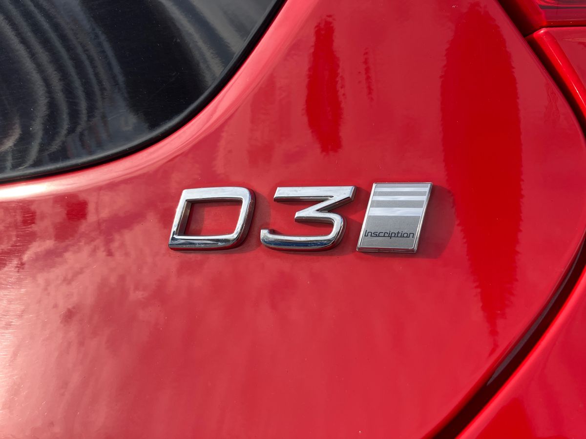 Used Volvo V40 2019 for sale - 76351860: Photo 29