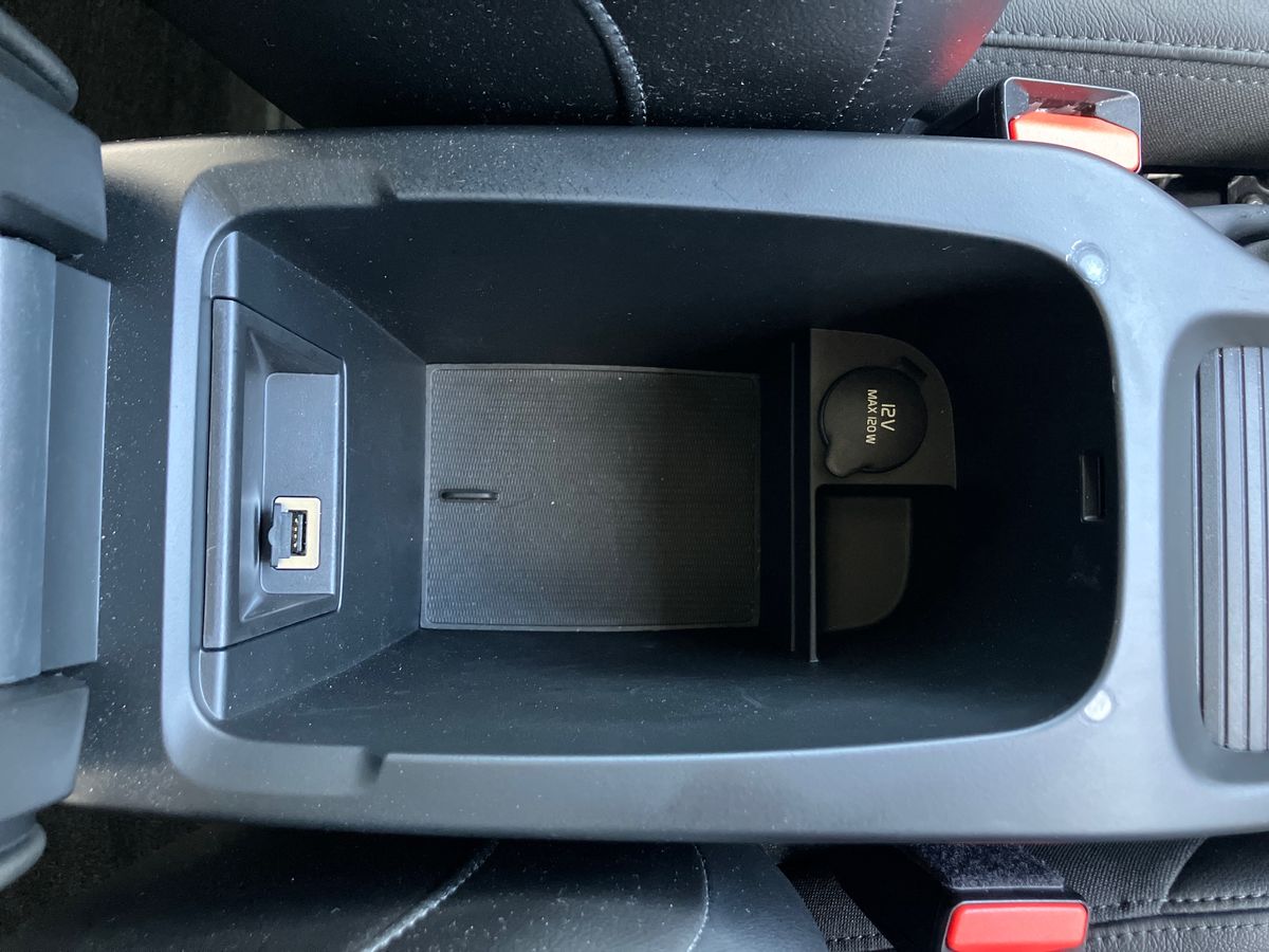 Used Volvo V40 2019 for sale - 76351860: Photo 50