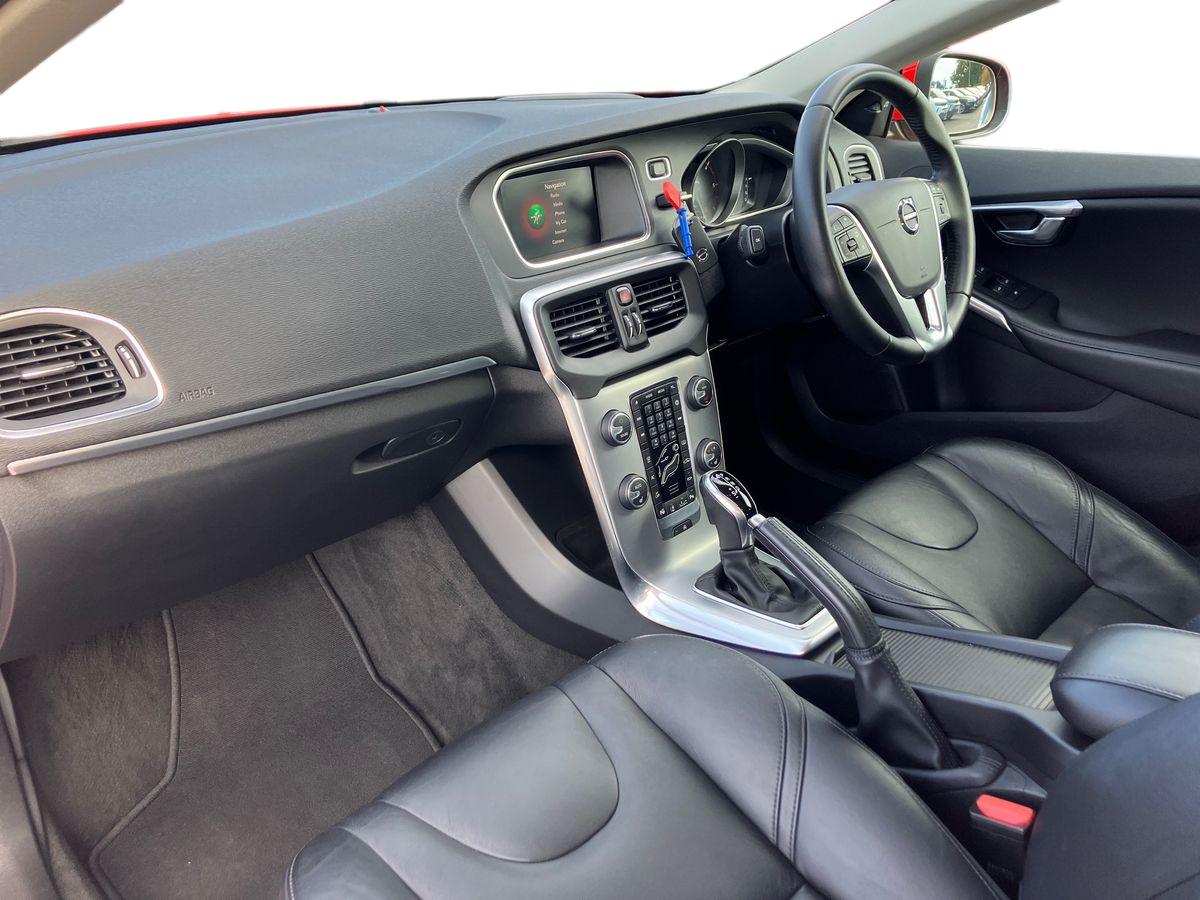 Used Volvo V40 2019 for sale - 76351860: Photo 6