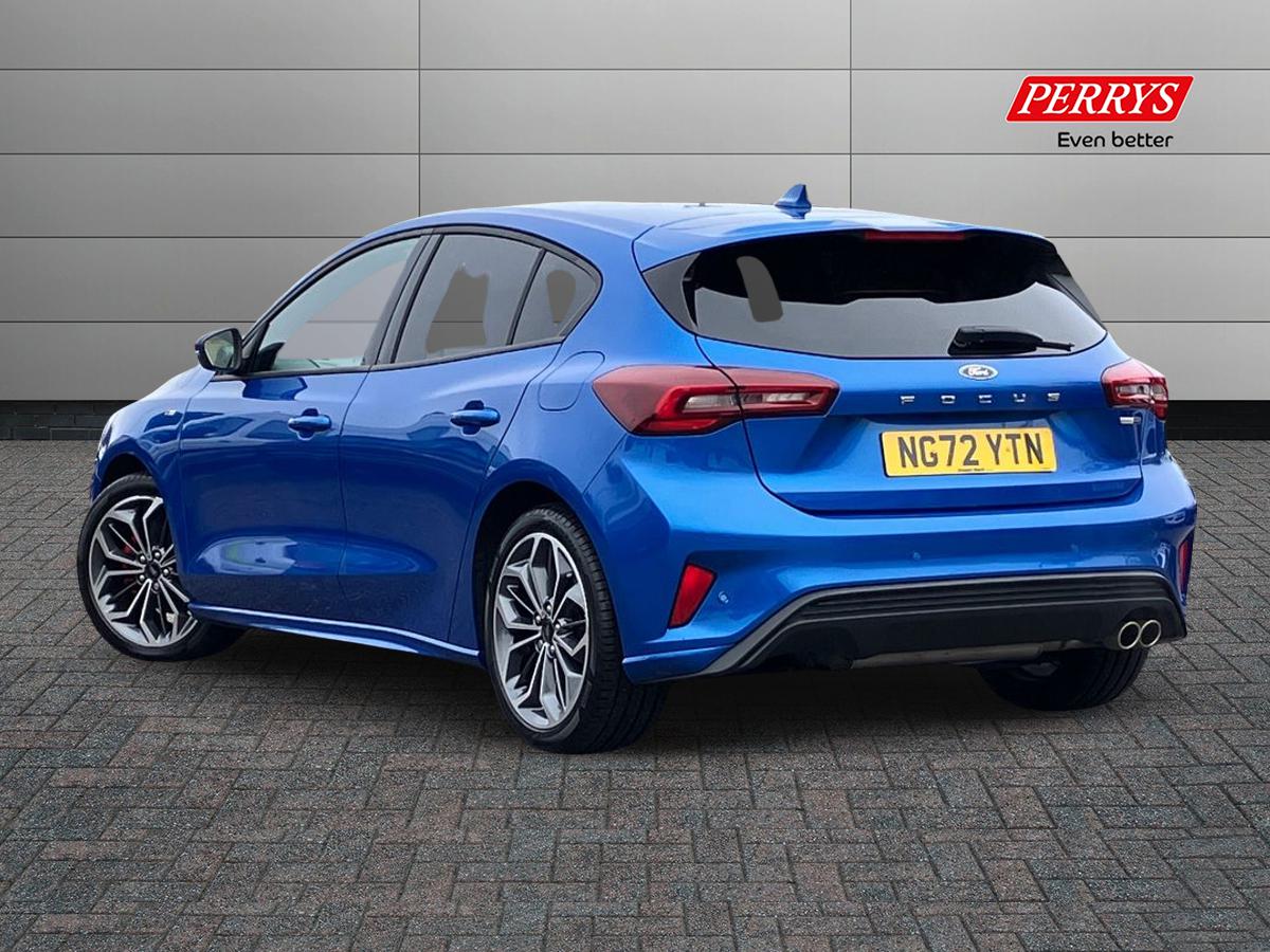 Used Ford Focus 2023 for sale - 76230609: Photo 2