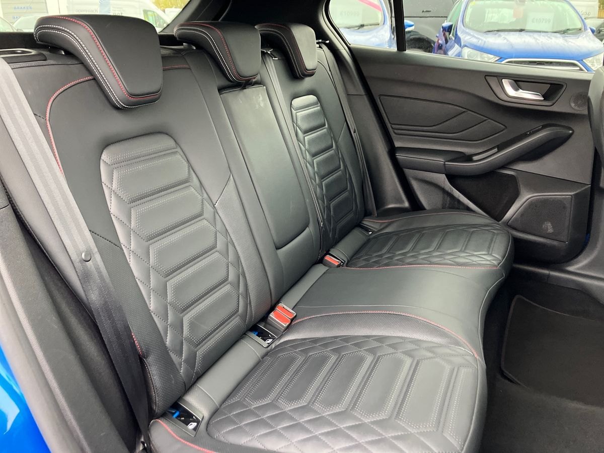 Used Ford Focus 2023 for sale - 76230609: Photo 48