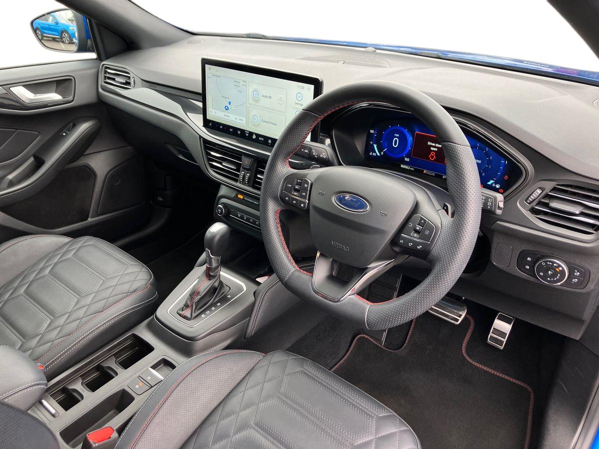 Used Ford Focus 2023 for sale - 76230609: Photo 8