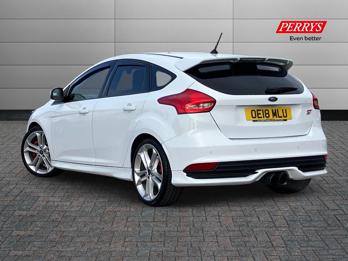 Used Ford Focus 2018 for sale - 76611947: Photo 2