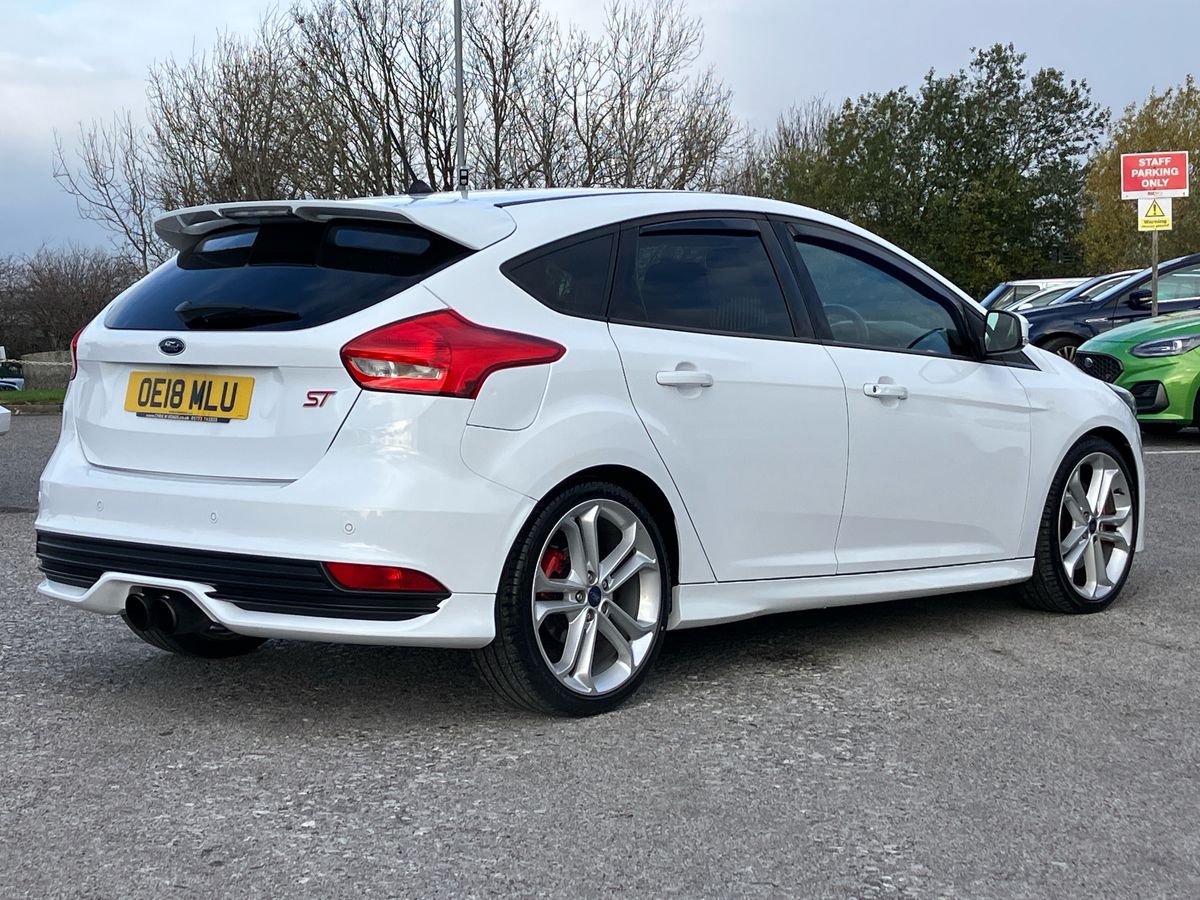 Used Ford Focus 2018 for sale - 76611947: Photo 21