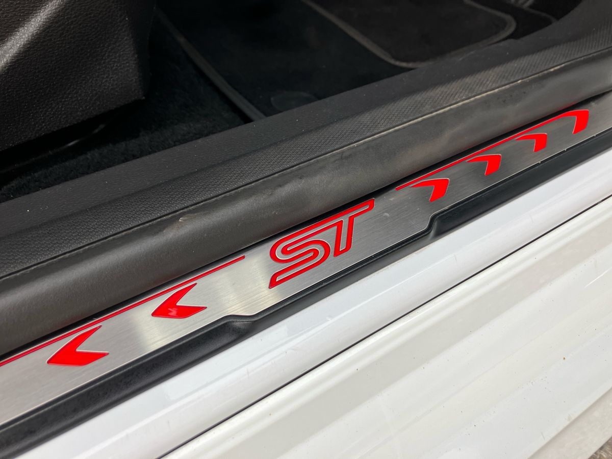 Used Ford Focus 2018 for sale - 76611947: Photo 33