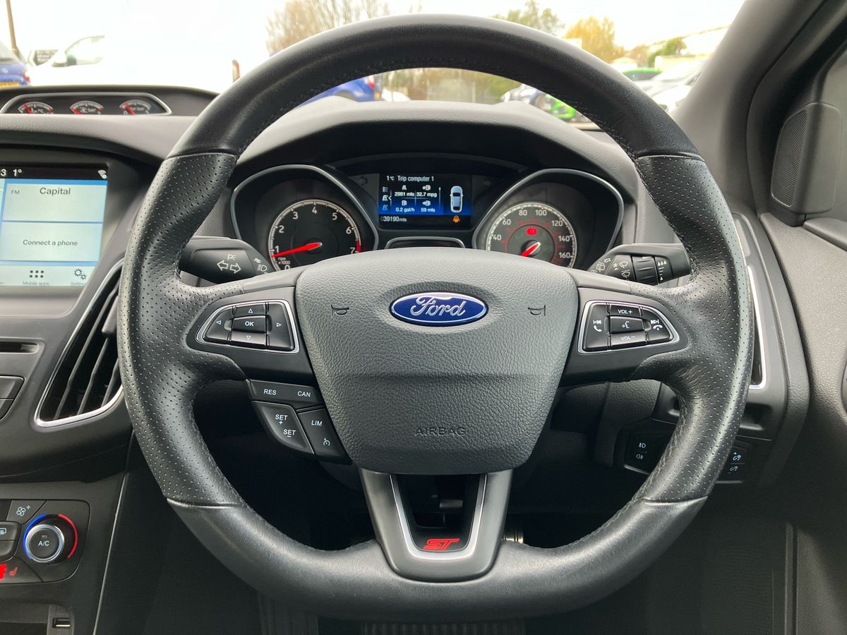 Used Ford Focus 2018 for sale - 76611947: Photo 36