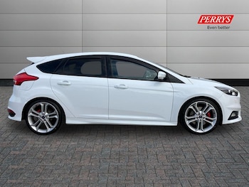 Used Ford Focus 2018 for sale - 76611947: Photo