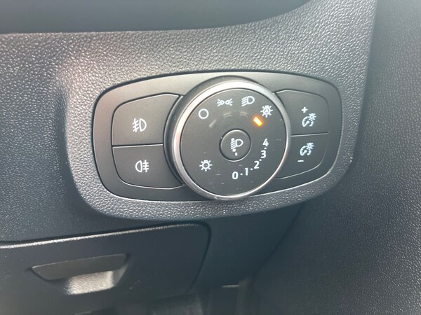 Used Ford Fiesta 2022 for sale - 76142240: Photo 28