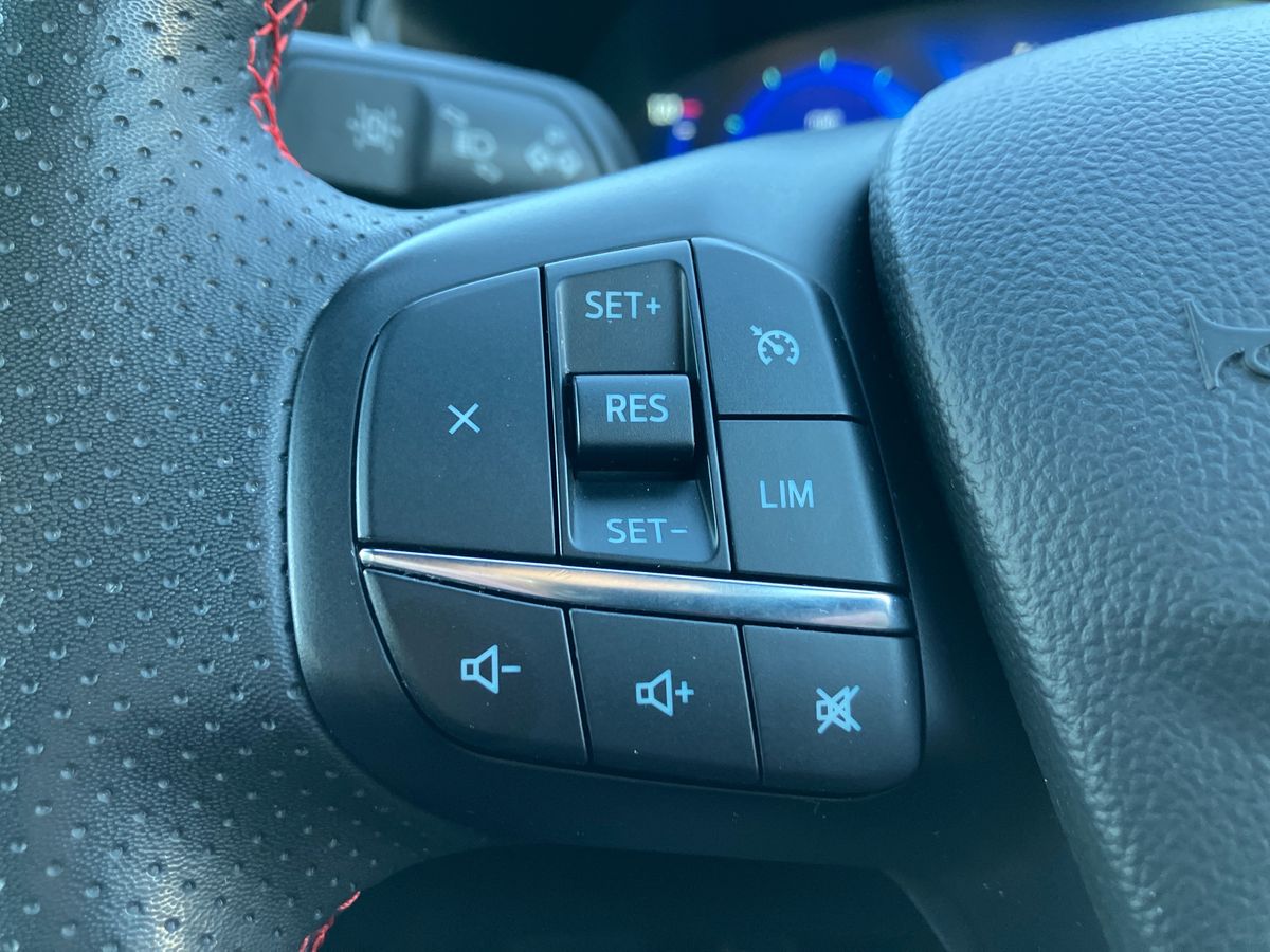 Used Ford Kuga 2022 for sale - 76638181: Photo 16