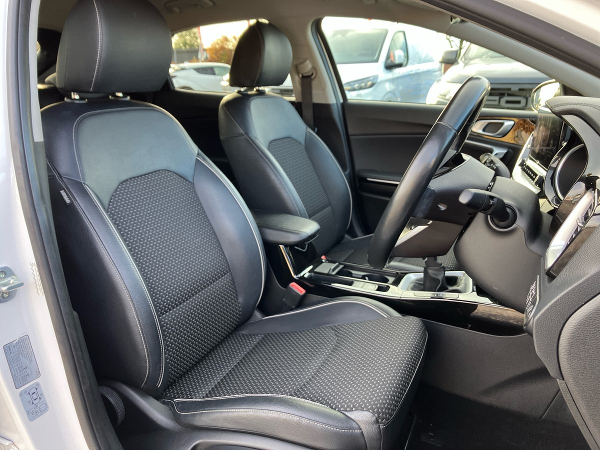 Used Kia XCeed 2020 for sale - 76565903: Photo 32